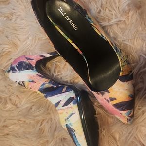 Call it spring multi color pumps size 9